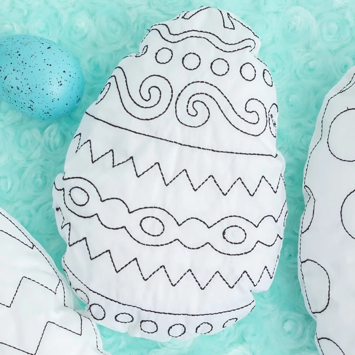Doodle Pillow Art Kit: Easter & Spring
