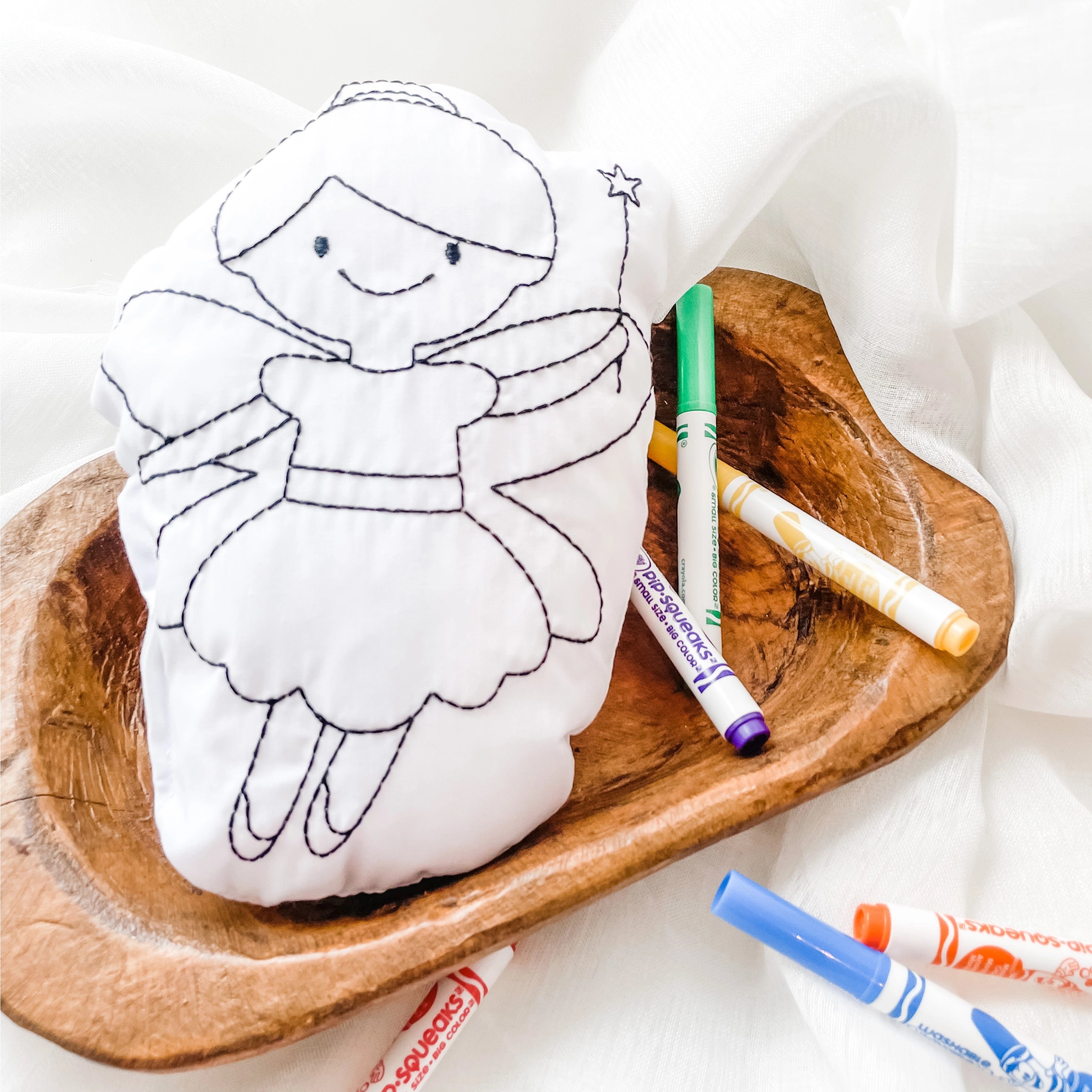 Doodle Pillow Art Kit: People and Animals